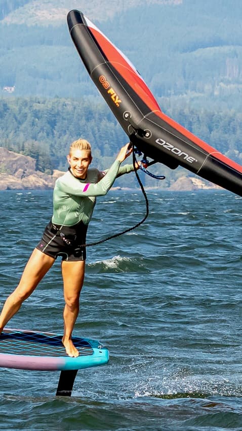 Parawing with mountain backdrop